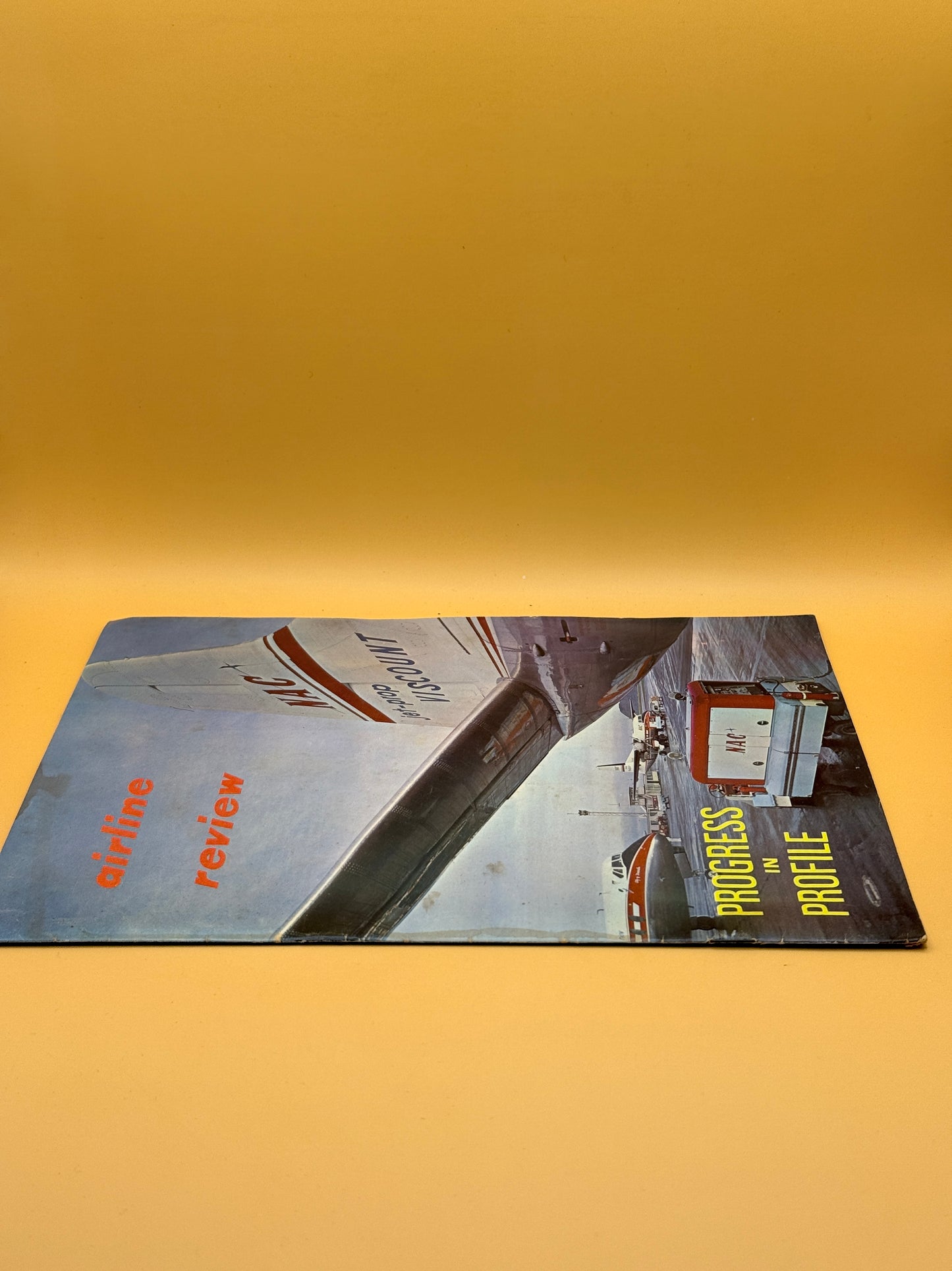 Airline Review by the New Zealand National Airways Corporation (NAC) - Spring 1964