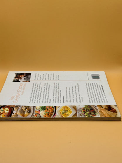 Easy Everyday Recipes for the Whole Family by Alison Holst and Simon Holst