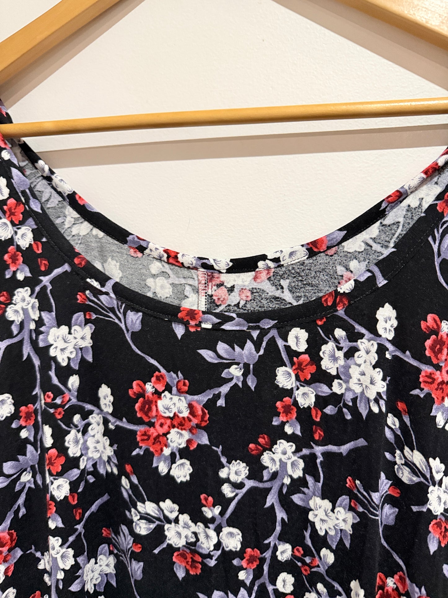 Floral Print Duster Dress Size U/Arm to U?Arm 61cm