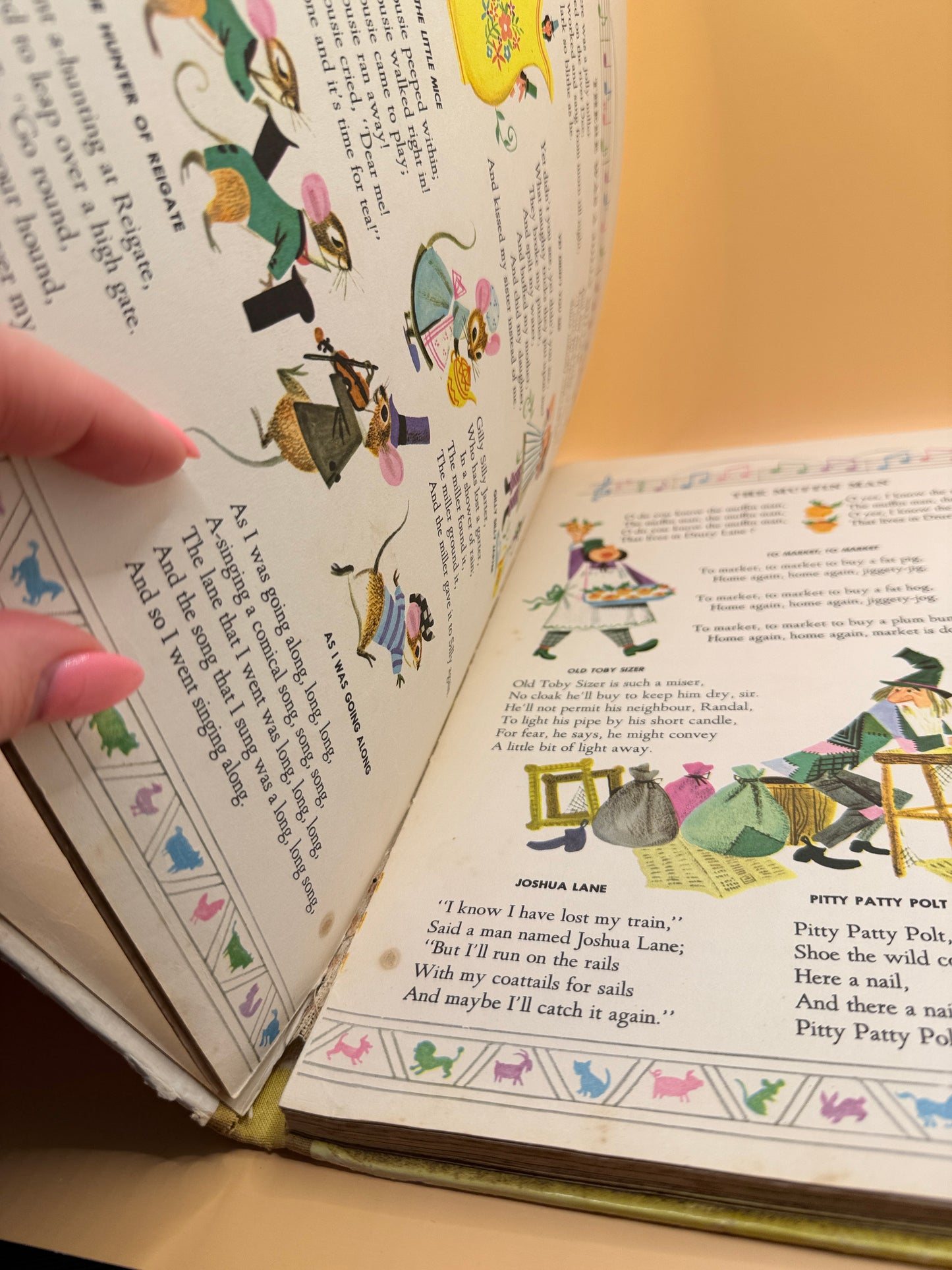 The Giant Golden Mother Goose by Simon & Schuster (1965)