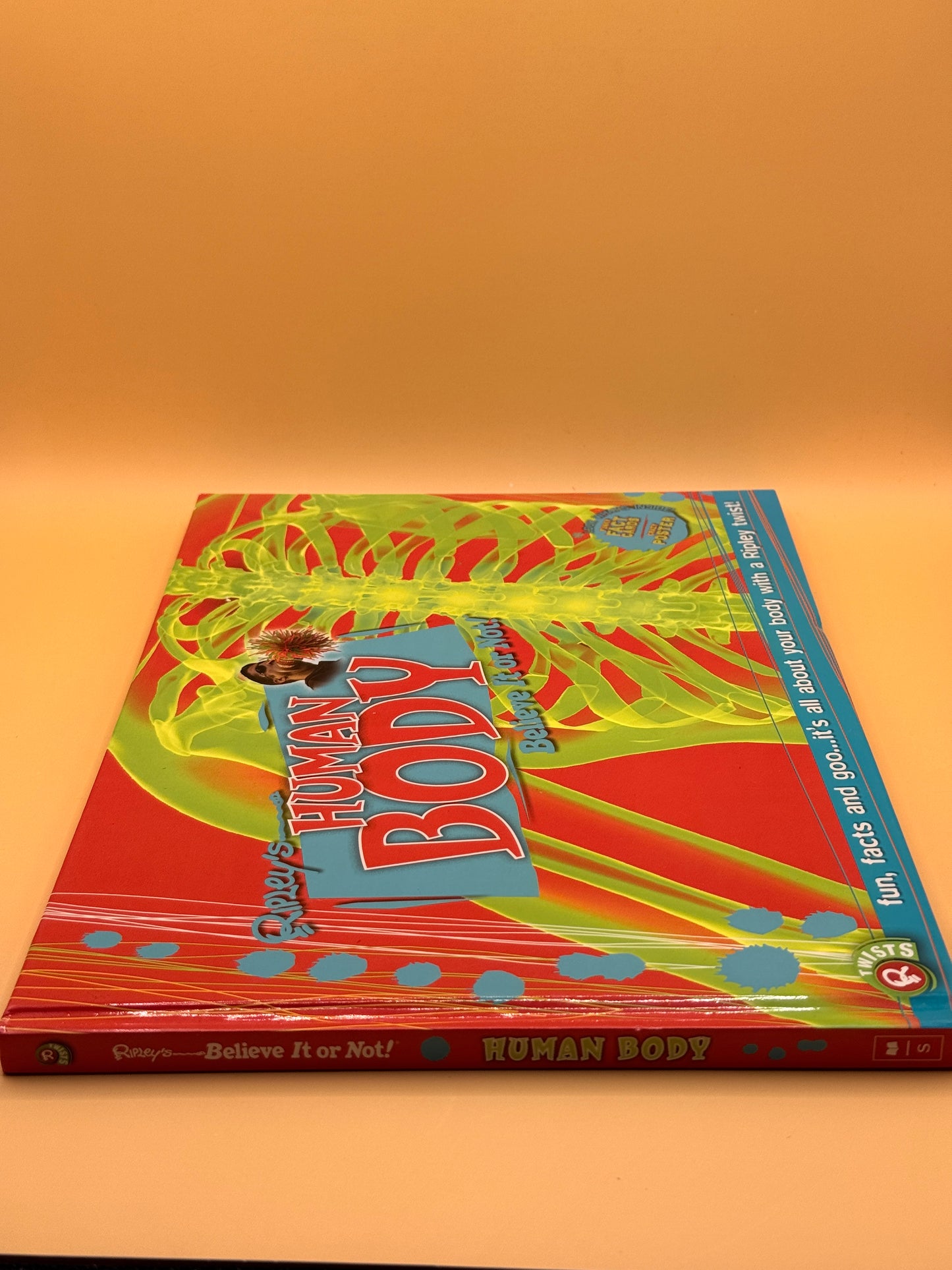 Ripley Twists: Human Body- Fun, Facts, and Goo by Ripley's Believe It Or Not!