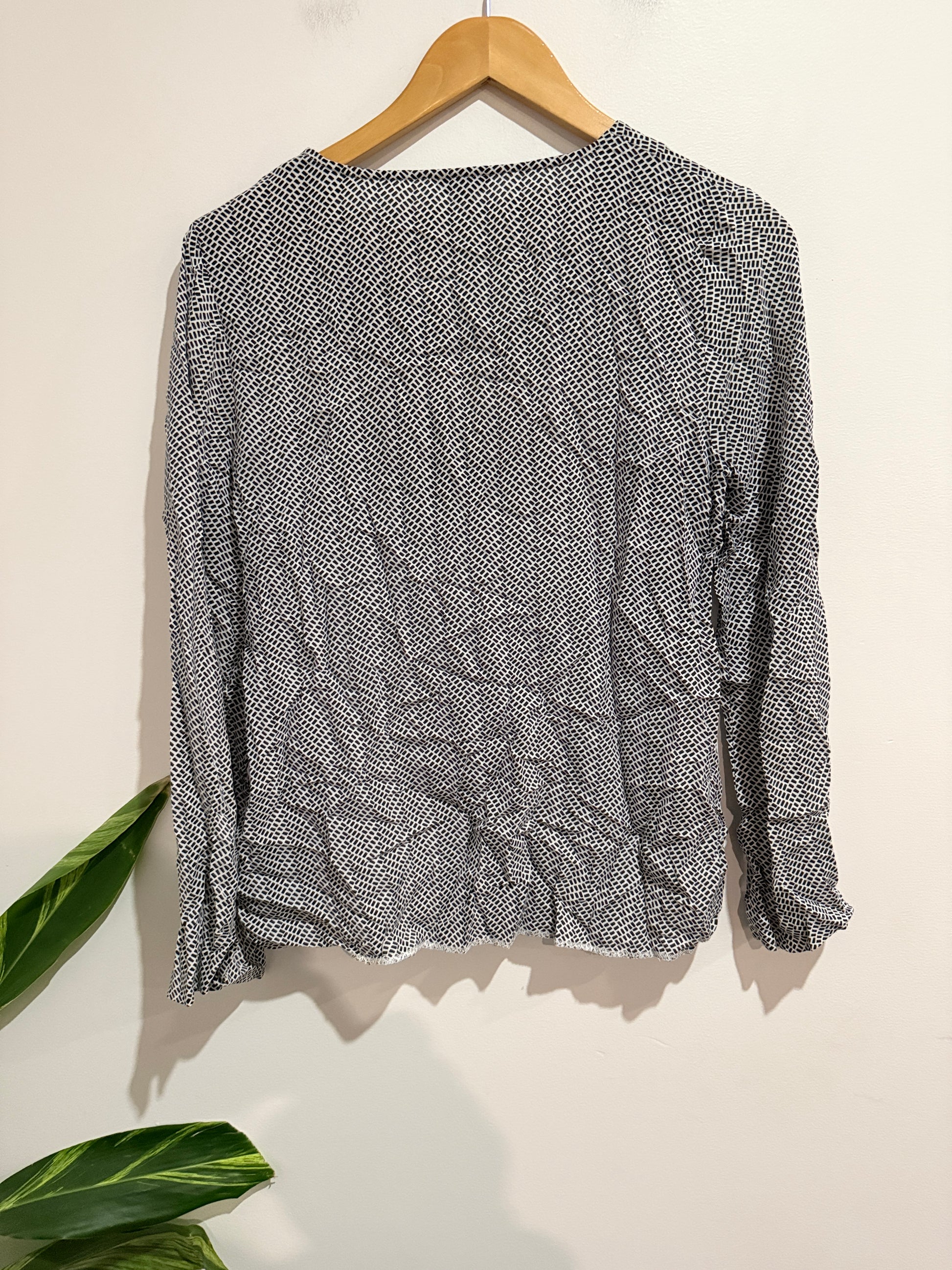 Elwood Chevron Pattern Long Sleeve Shirt Size 8