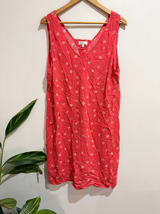 Capture Sleeveless Dress Size 16