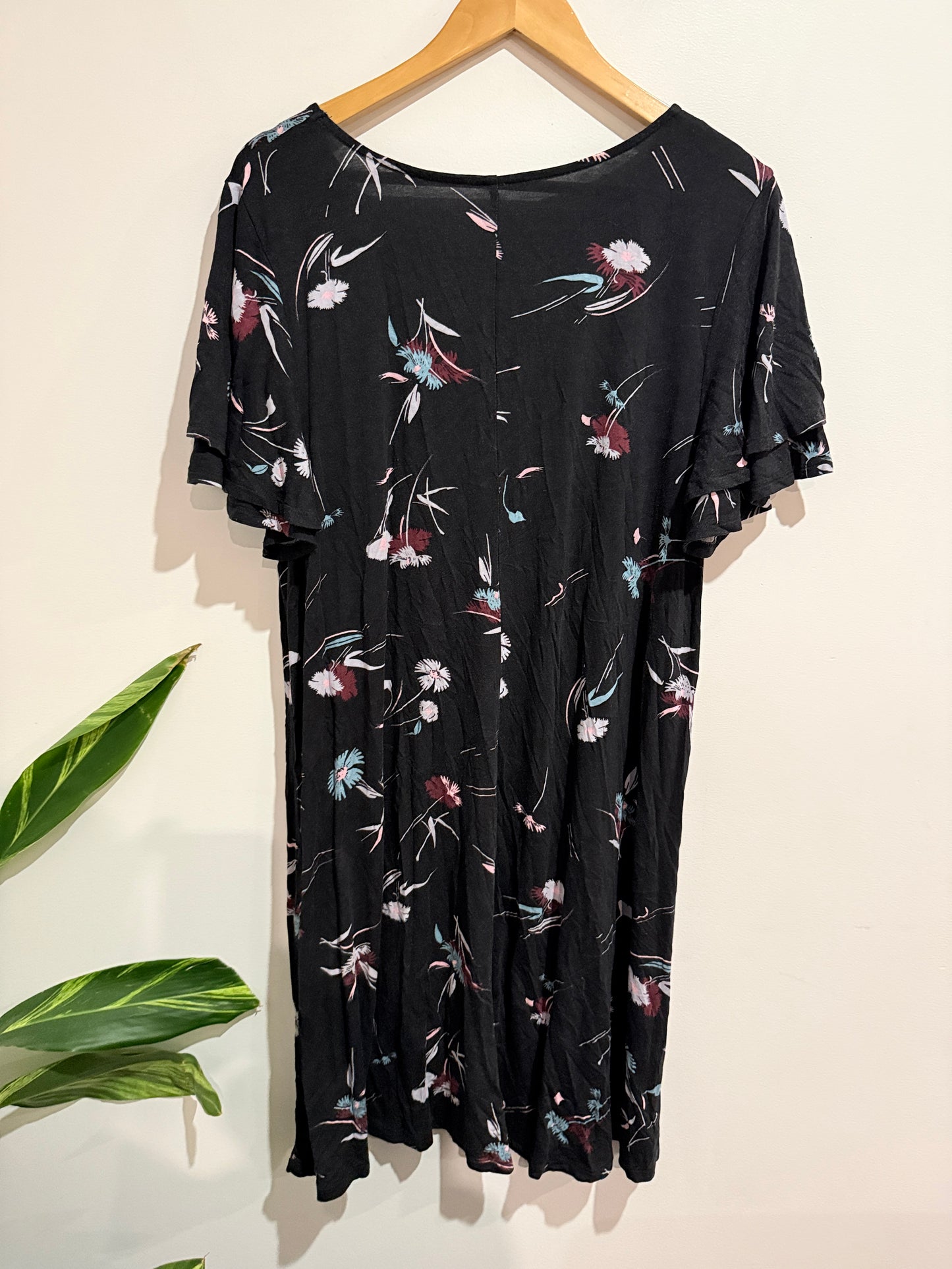 Brand Unknown Short-sleeve Day Dress Size U/Arm to U/Arm 52cm