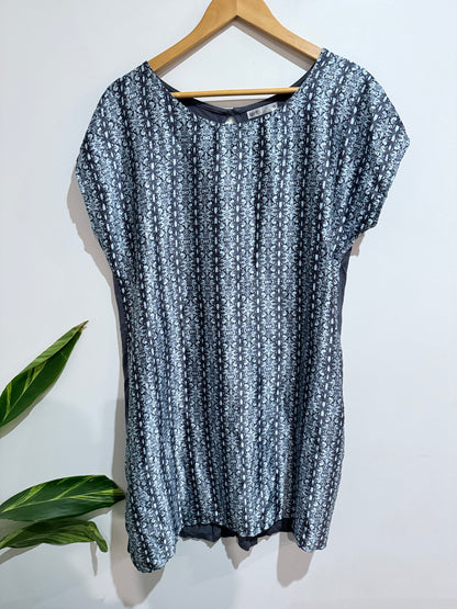 Spirit Patterned Shift Dress Size 16
