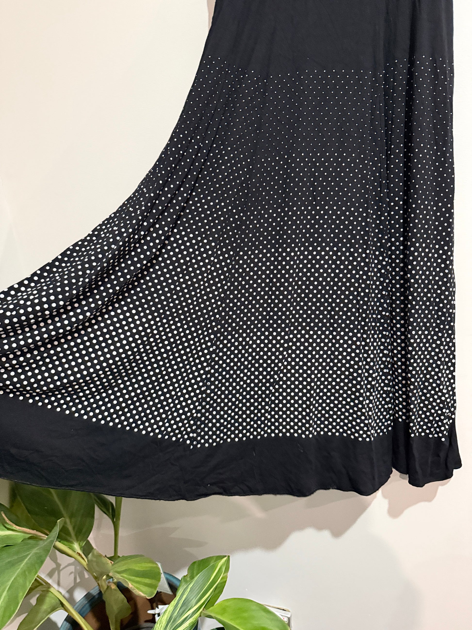Brand Unknown Polka Dot Pattern Maxi Skirt Size Waist 74cm
