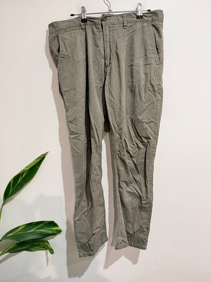 Cotton:on Brunswick Chino Pants Size 34