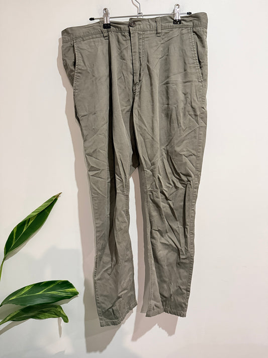 Cotton:on Brunswick Chino Pants Size 34