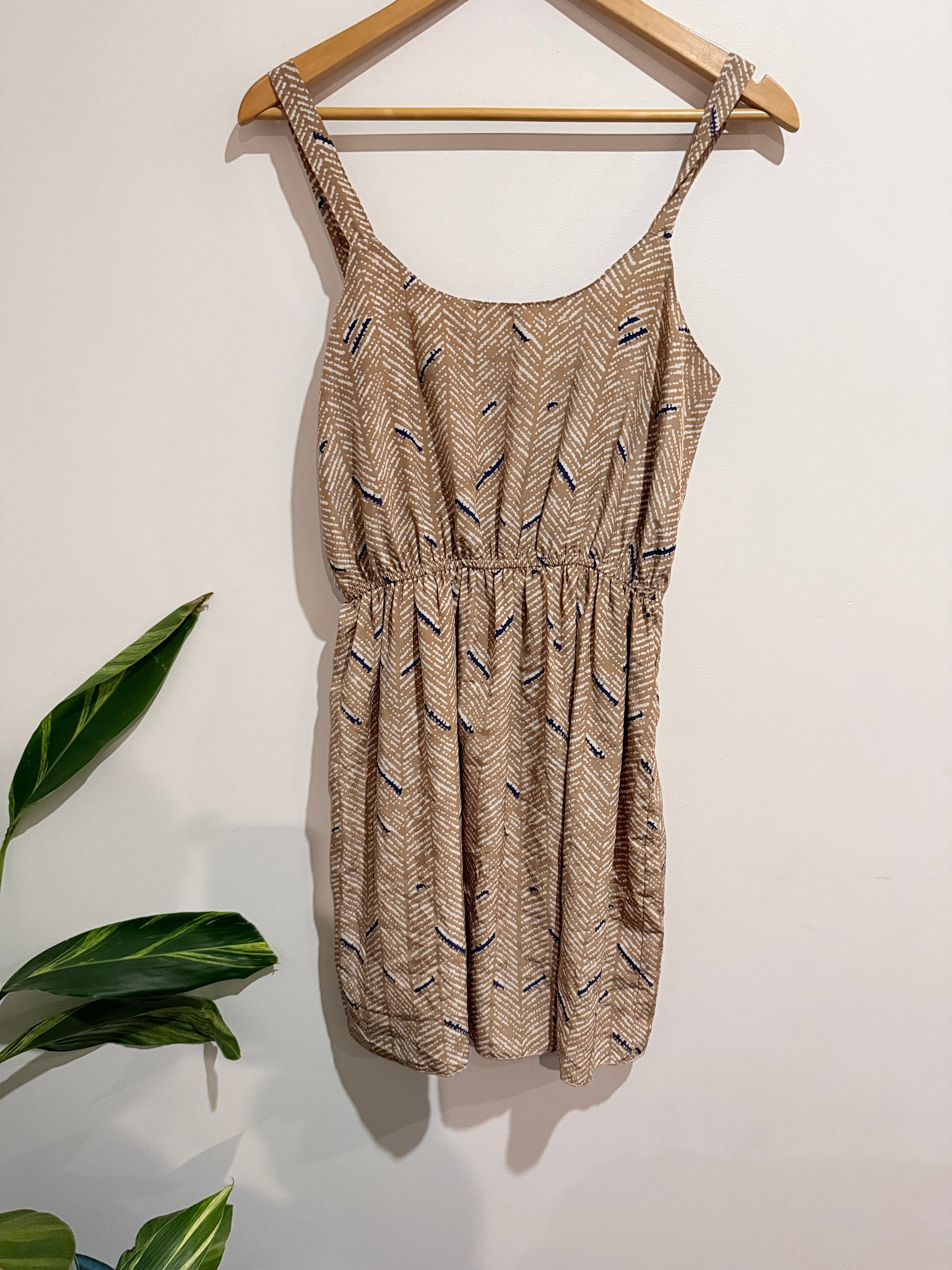 Casual Midi Dress Size U/Arm to U/Arm 43cm