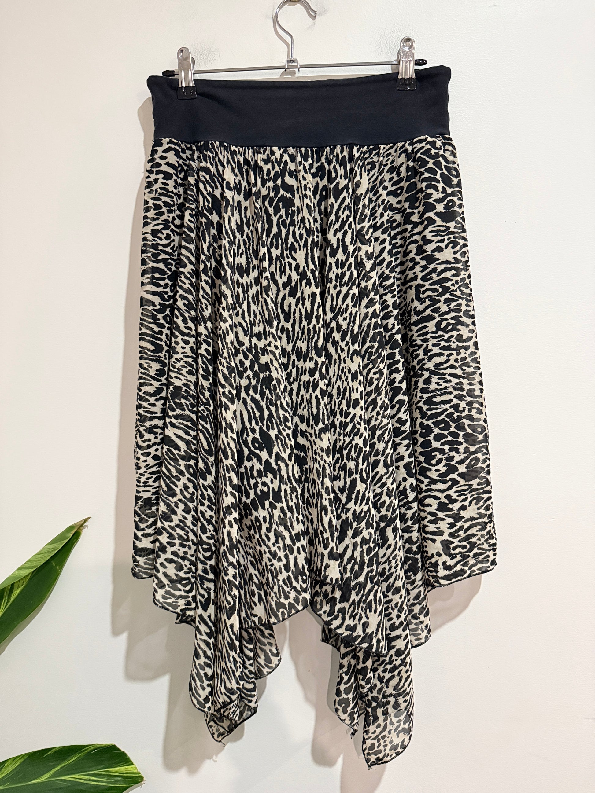 Brand Unknown Crepe Midi Skirt Size Waist 72cm