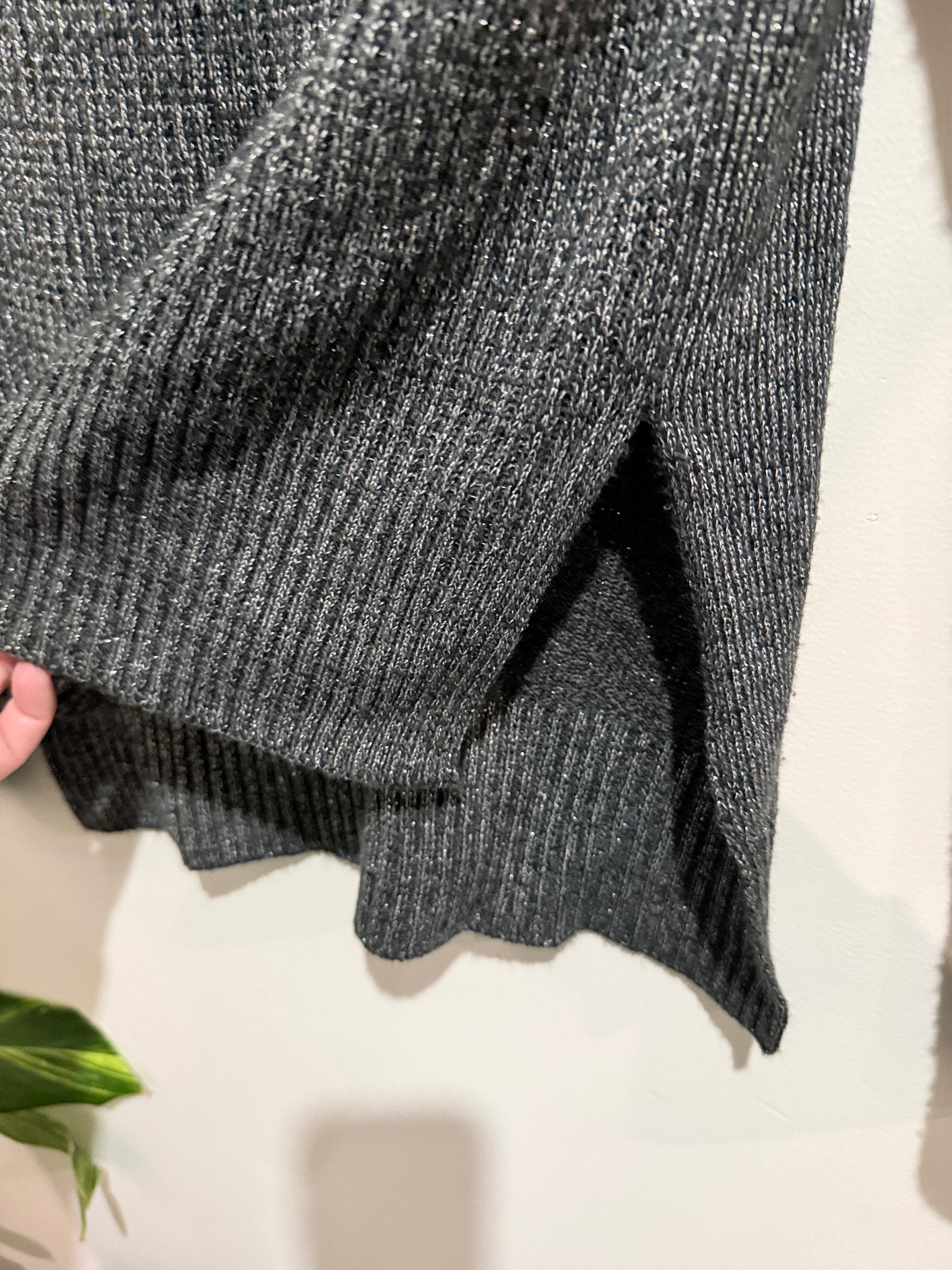Spirit Ribbed-knit Crewneck Sweater Size S