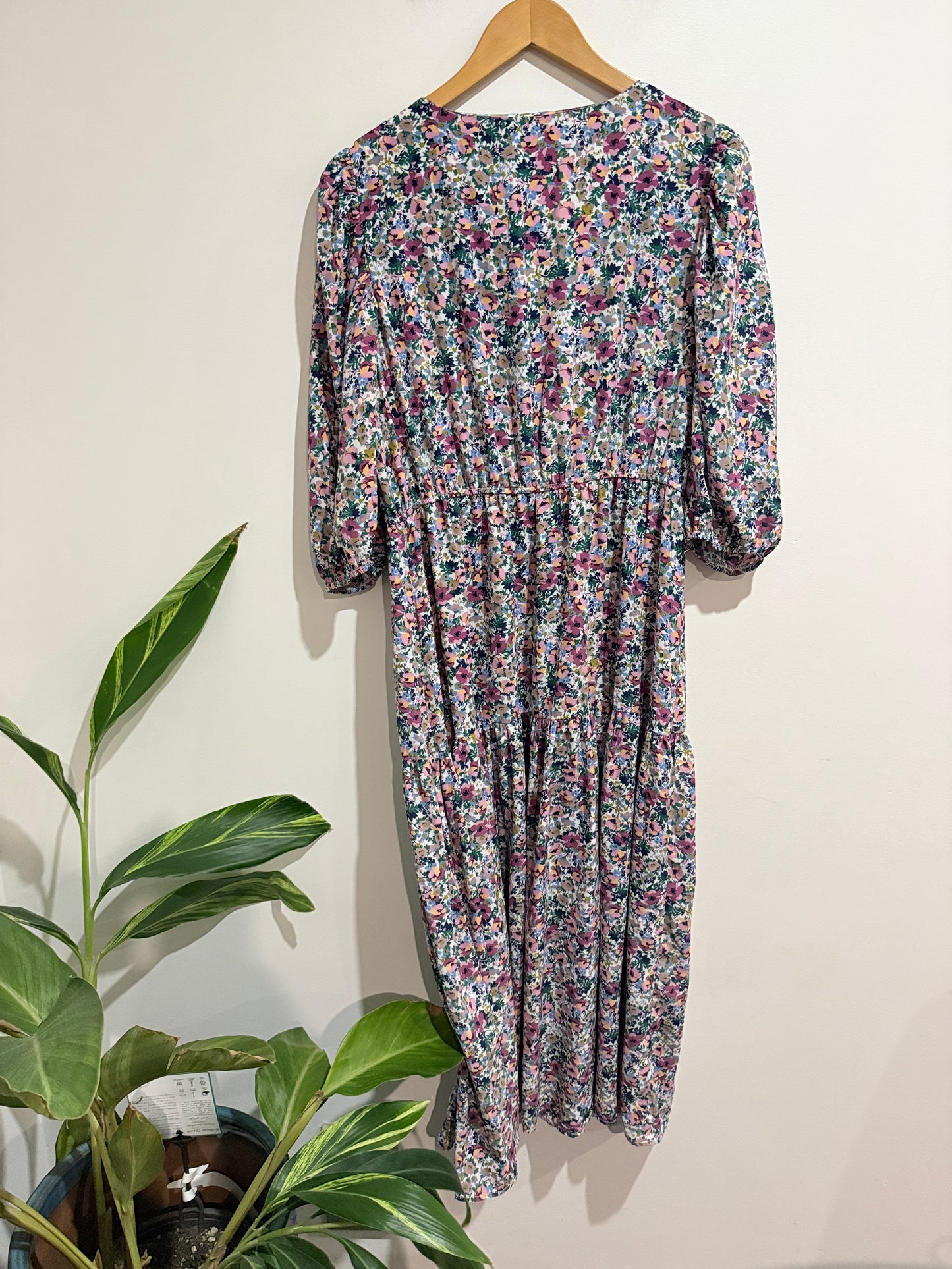 Mirrou Floral Maxi Dress Size 14