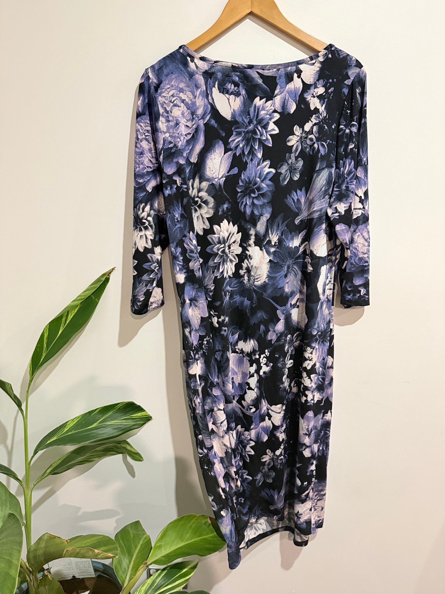 Millers Midi-length Sheath Dress Size 18
