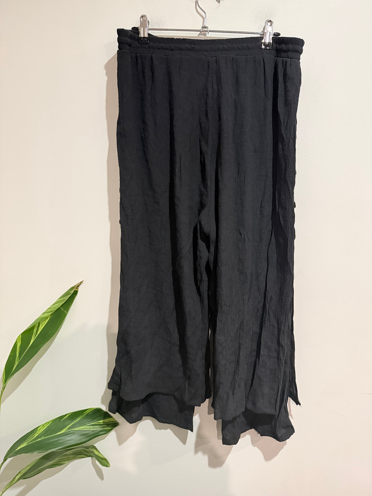 Missy Q Wide-leg Trousers Size 14