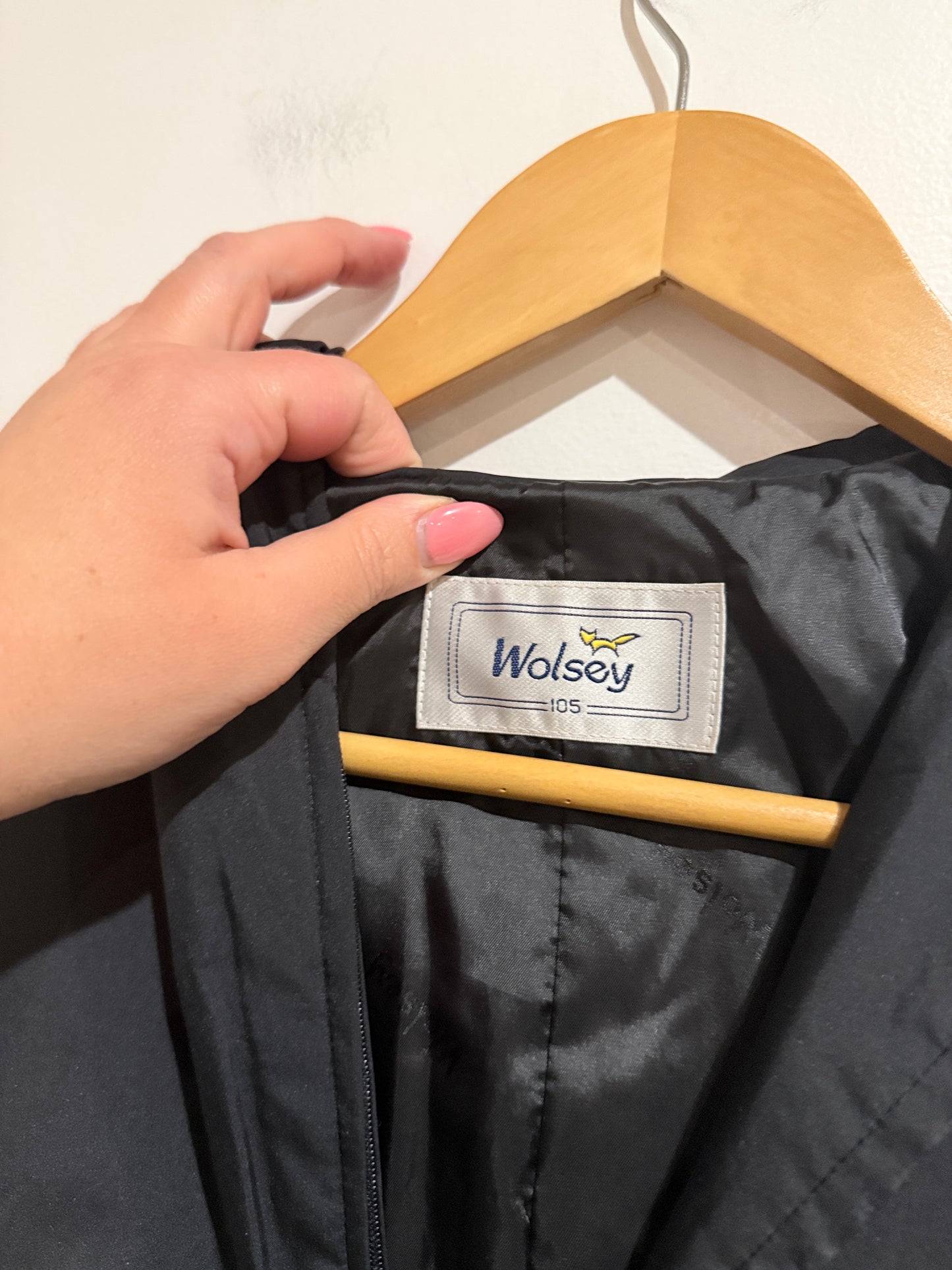 Wolsey Nylon Hooded Vest Size 175/92A | U/Arm to U/Arm 53cm