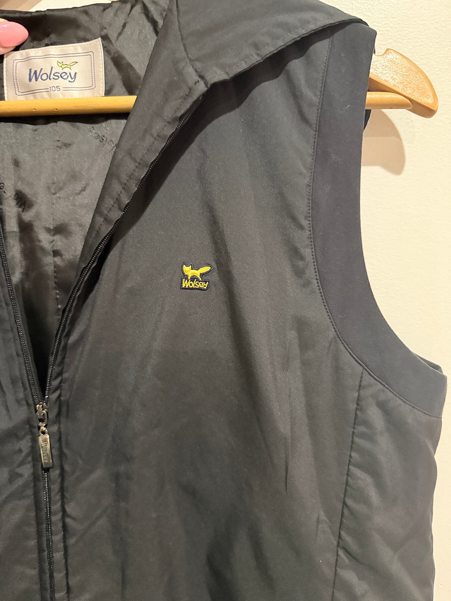 Wolsey Nylon Hooded Vest Size 175/92A | U/Arm to U/Arm 53cm