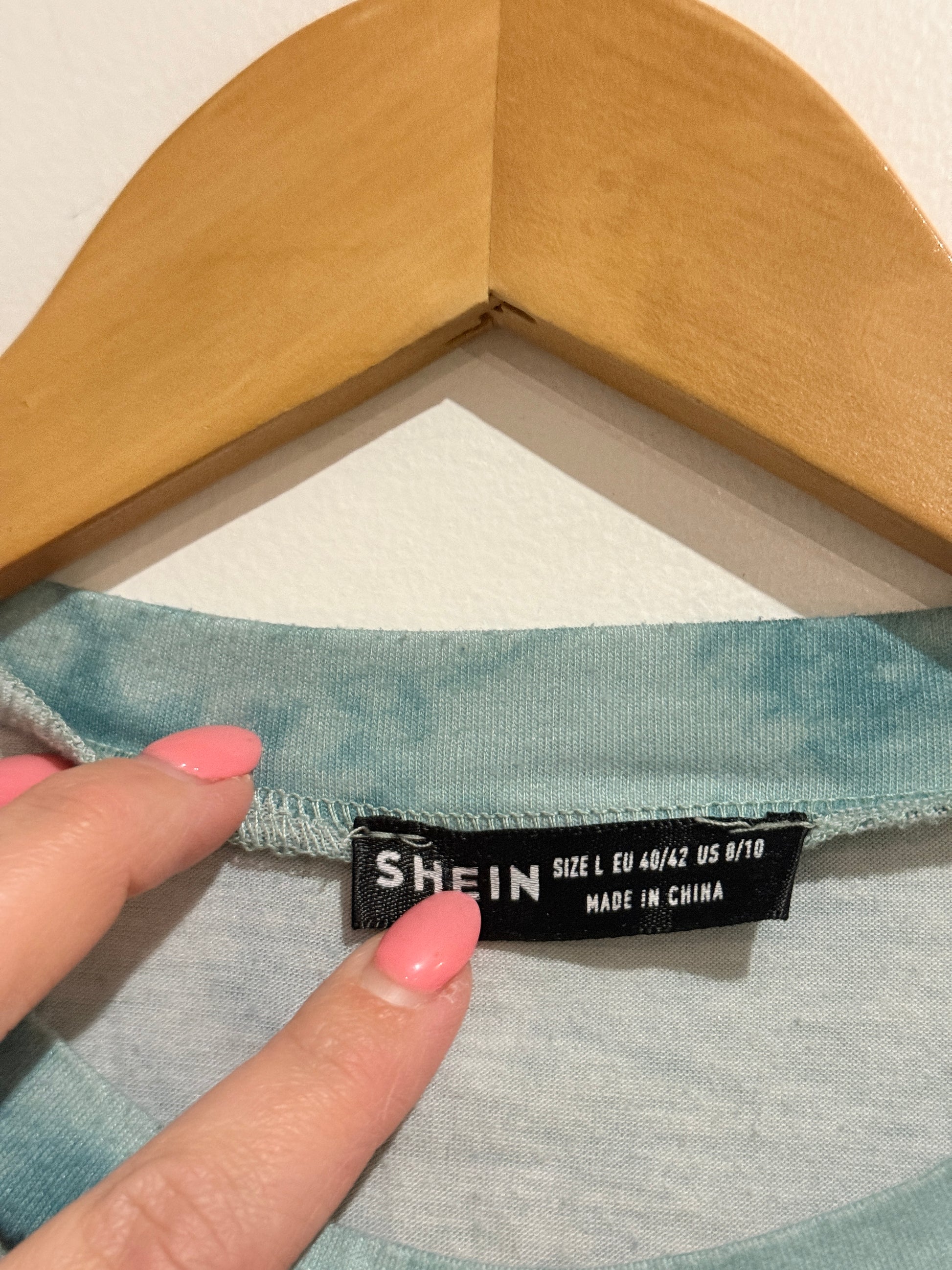 Shein Tie-dye T-shirt Size L