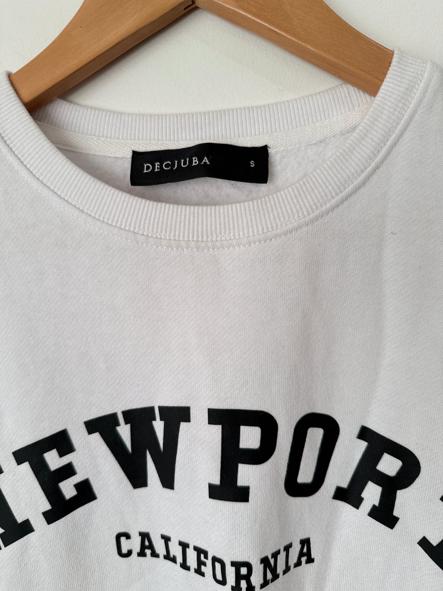 Decjuba Crewneck Sweatshirt Size S