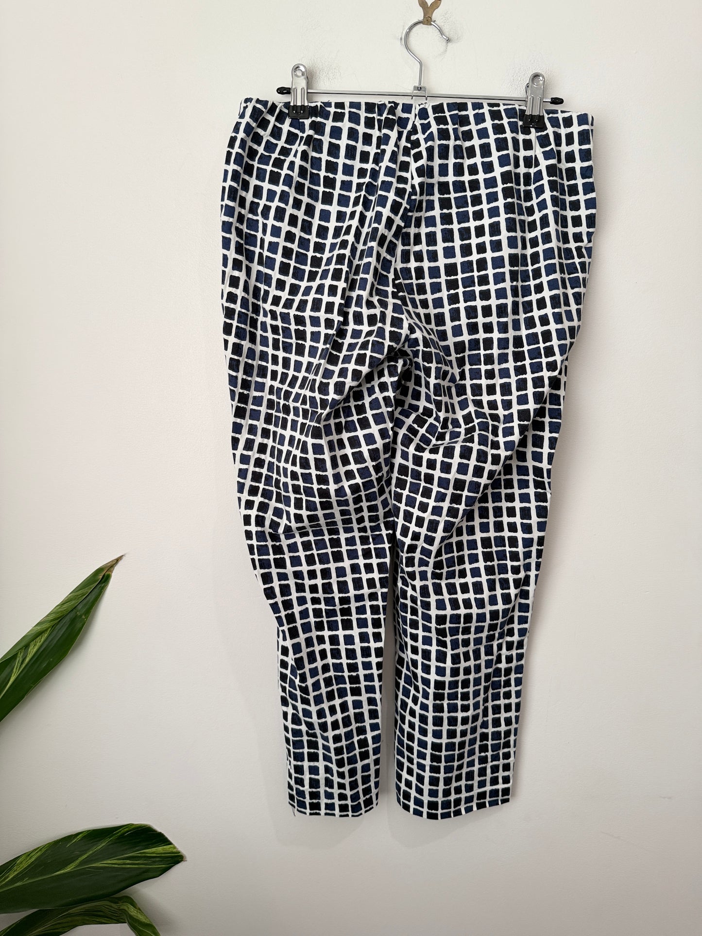 Swish Clothing Size 14