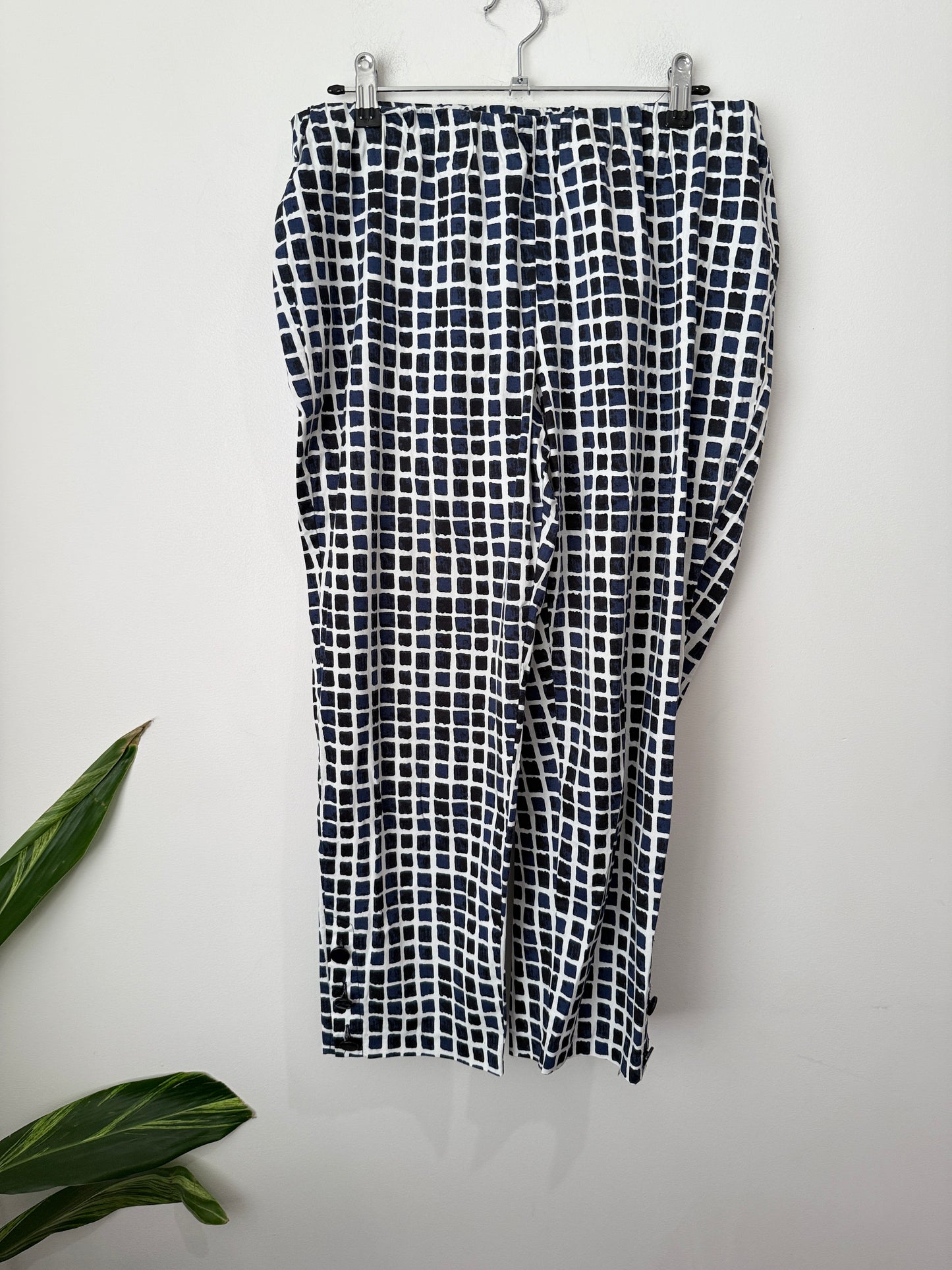 Swish Clothing Size 14