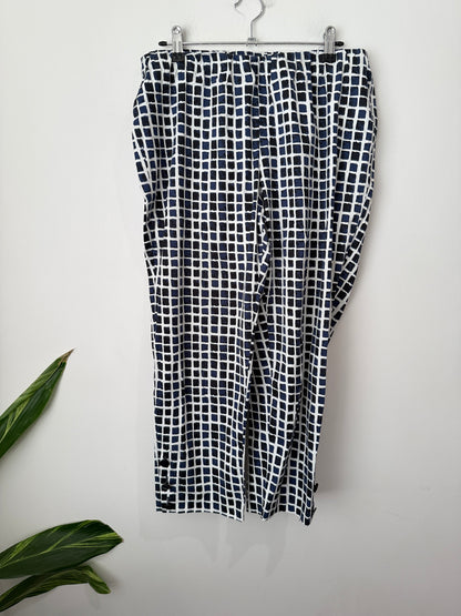 Swish Clothing Size 14