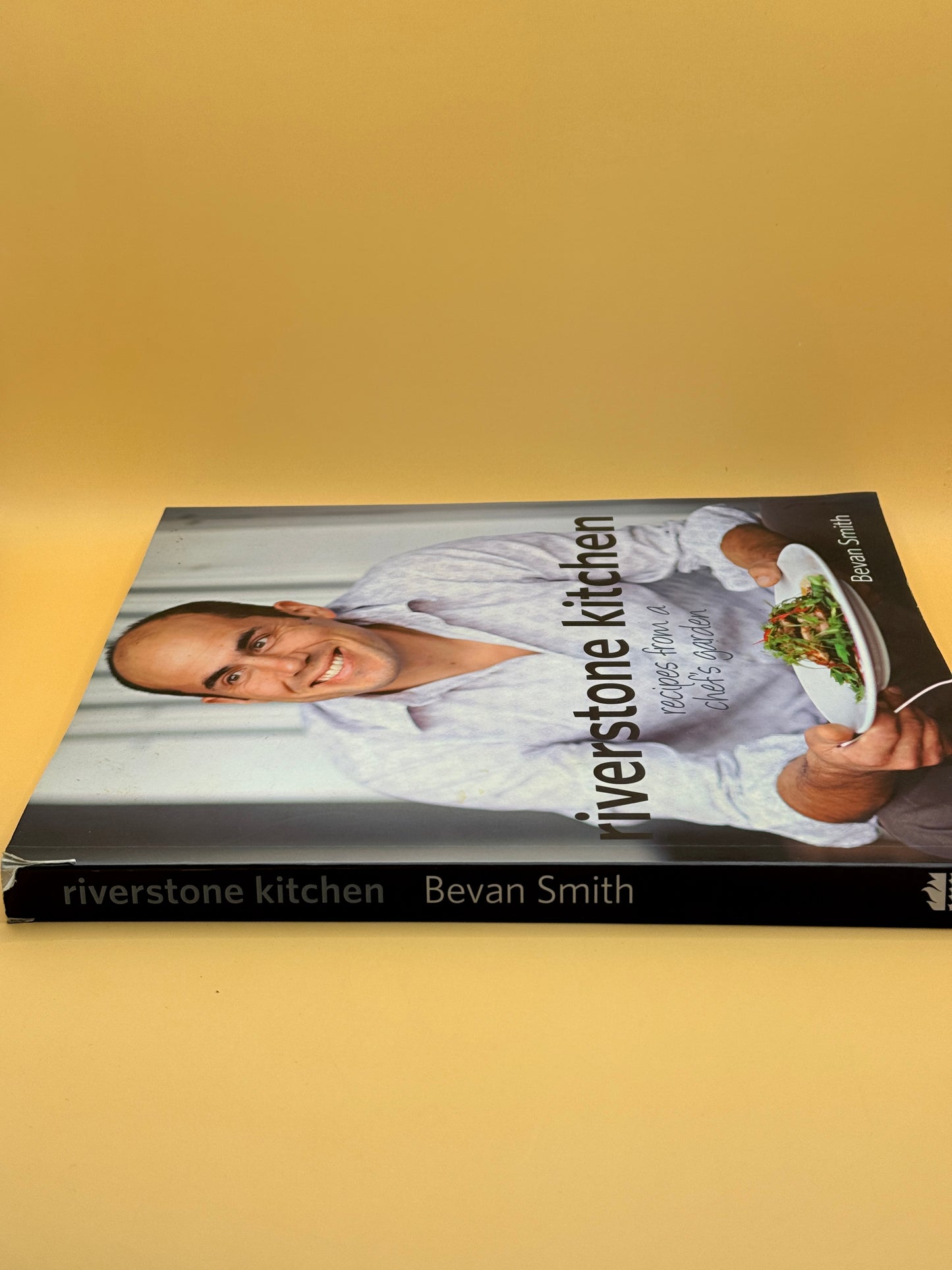 Riverstone Kitchen by Bevan Smith