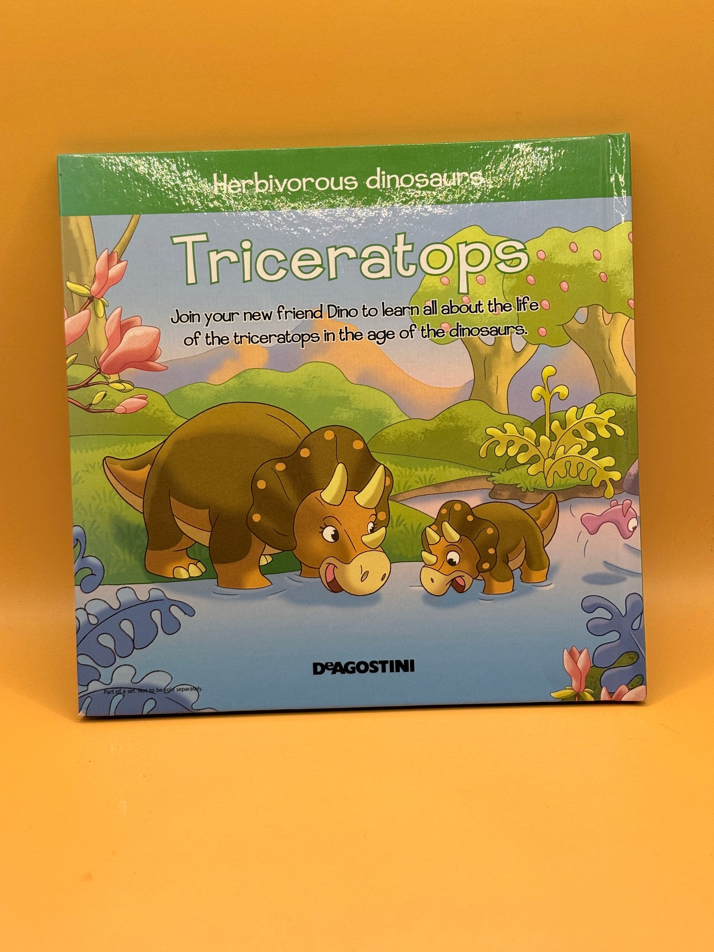 Triceratops – Herbivorous Dinosaurs by Various Contributors