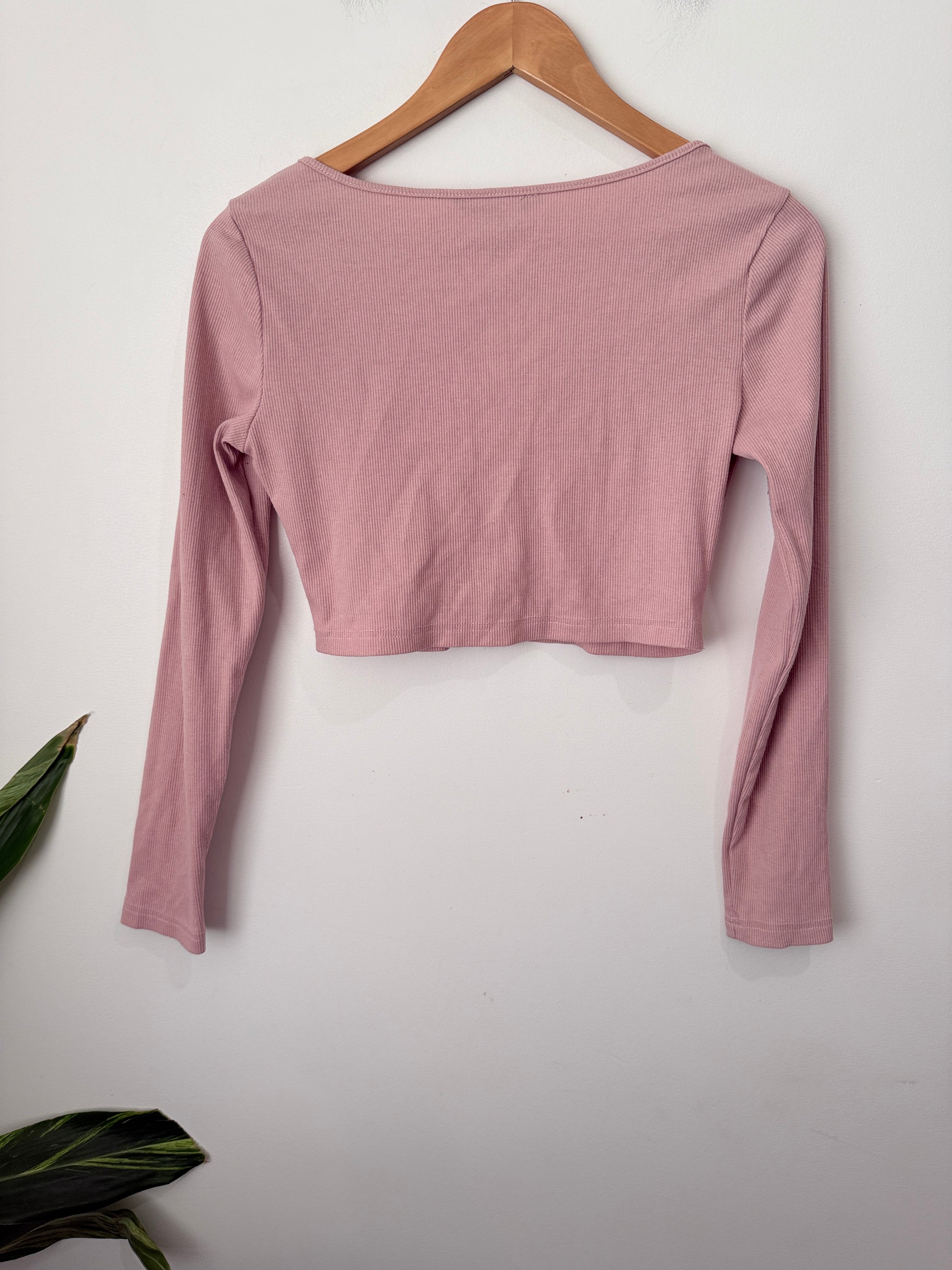 Brand Unknown Ribbed Crop Cardigan Size U/Arm to U/Arm 41cm
