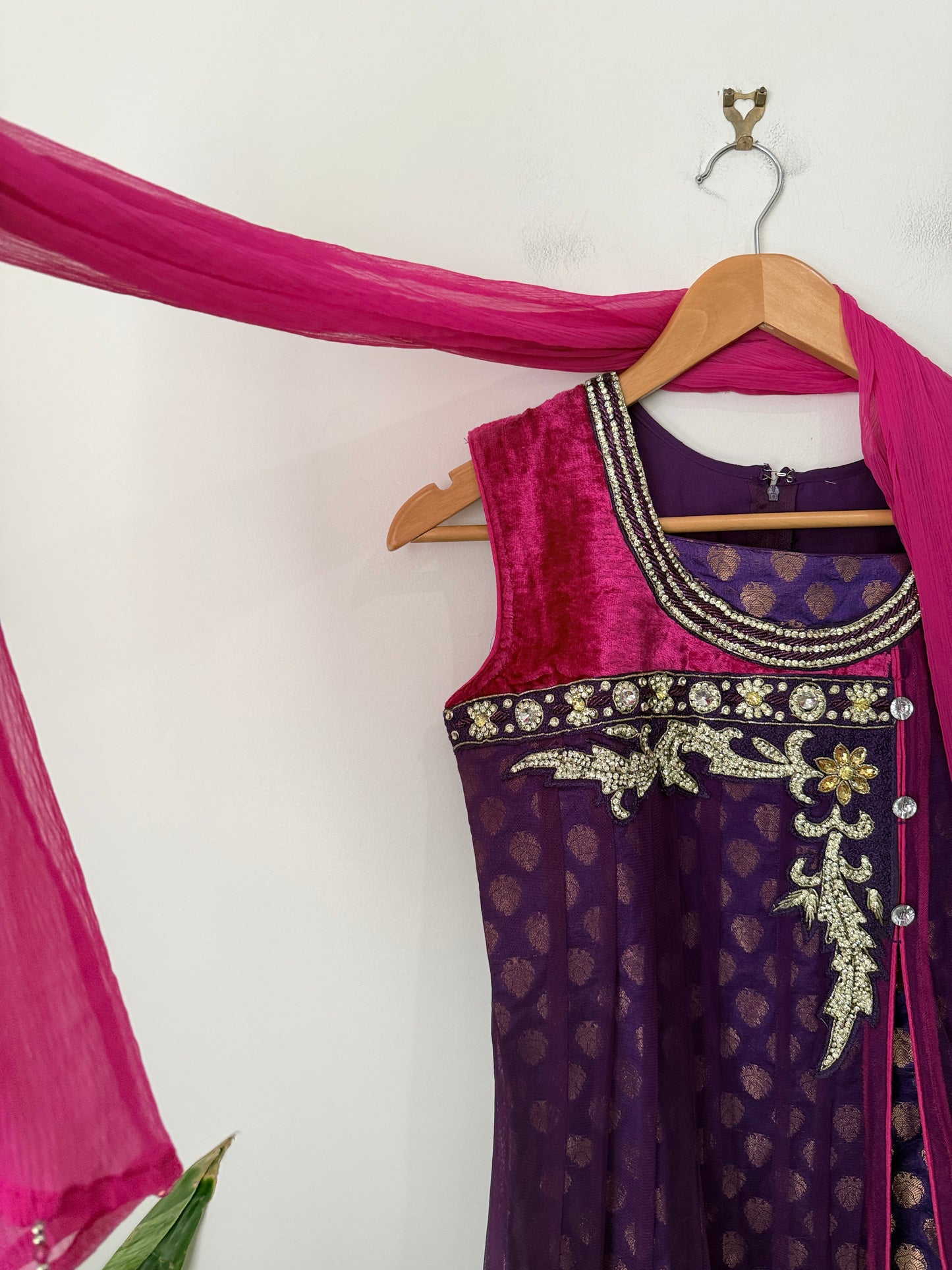 Indian Party Dress Size U/Arm to U/Arm 44cm | L 101cm