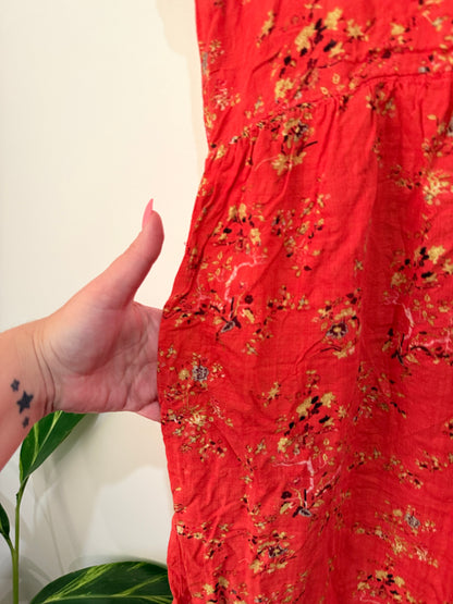 Floral Dress Size U/Arm to U/Arm 44cm