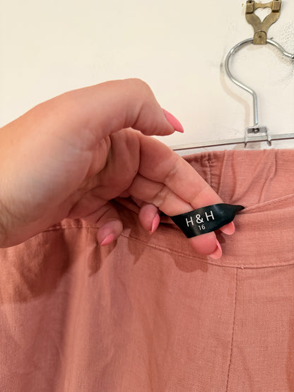 H & H Wide-leg Pants Size 16