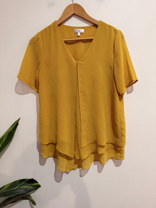 Capture V-neck Woven Top Size 8