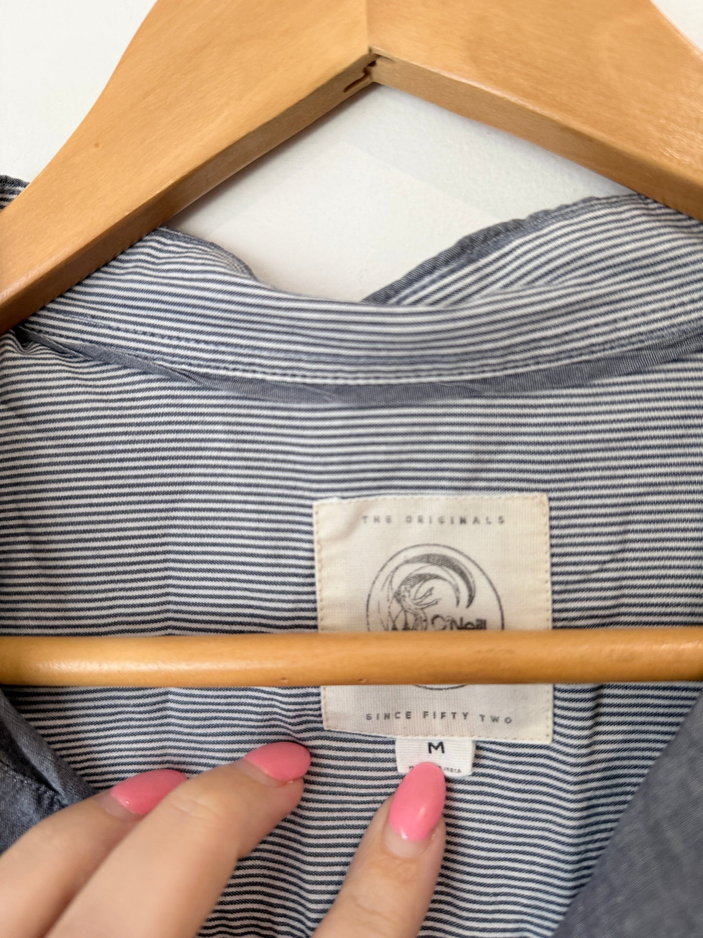 The Originals Chest Stripe Short Sleeve Shirt Size M