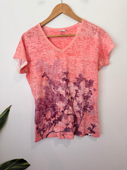 The North Face Floral V-neck T-shirt Size U/Arm to U/Arm 50cm