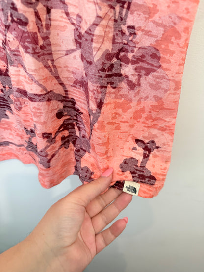 The North Face Floral V-neck T-shirt Size U/Arm to U/Arm 50cm