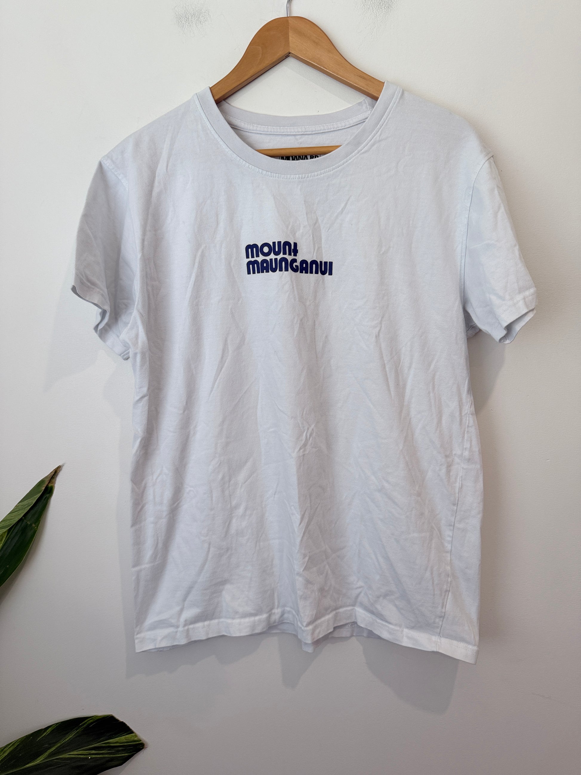 Moana Rd (NZ Designed) Crewneck T-shirt Size L
