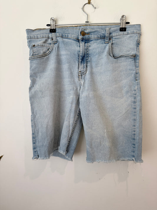 Cheap Monday Light-wash Denim Shorts Size 36/34 | Waist 88cm