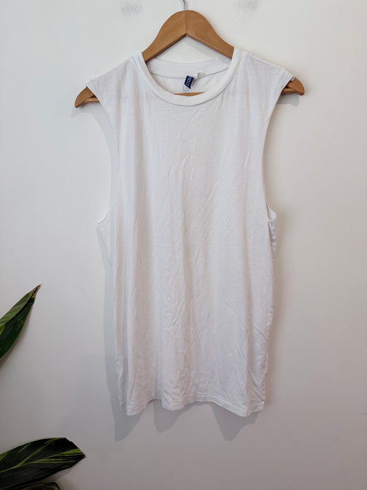H & M Divided Muscle Tank Top Size XS