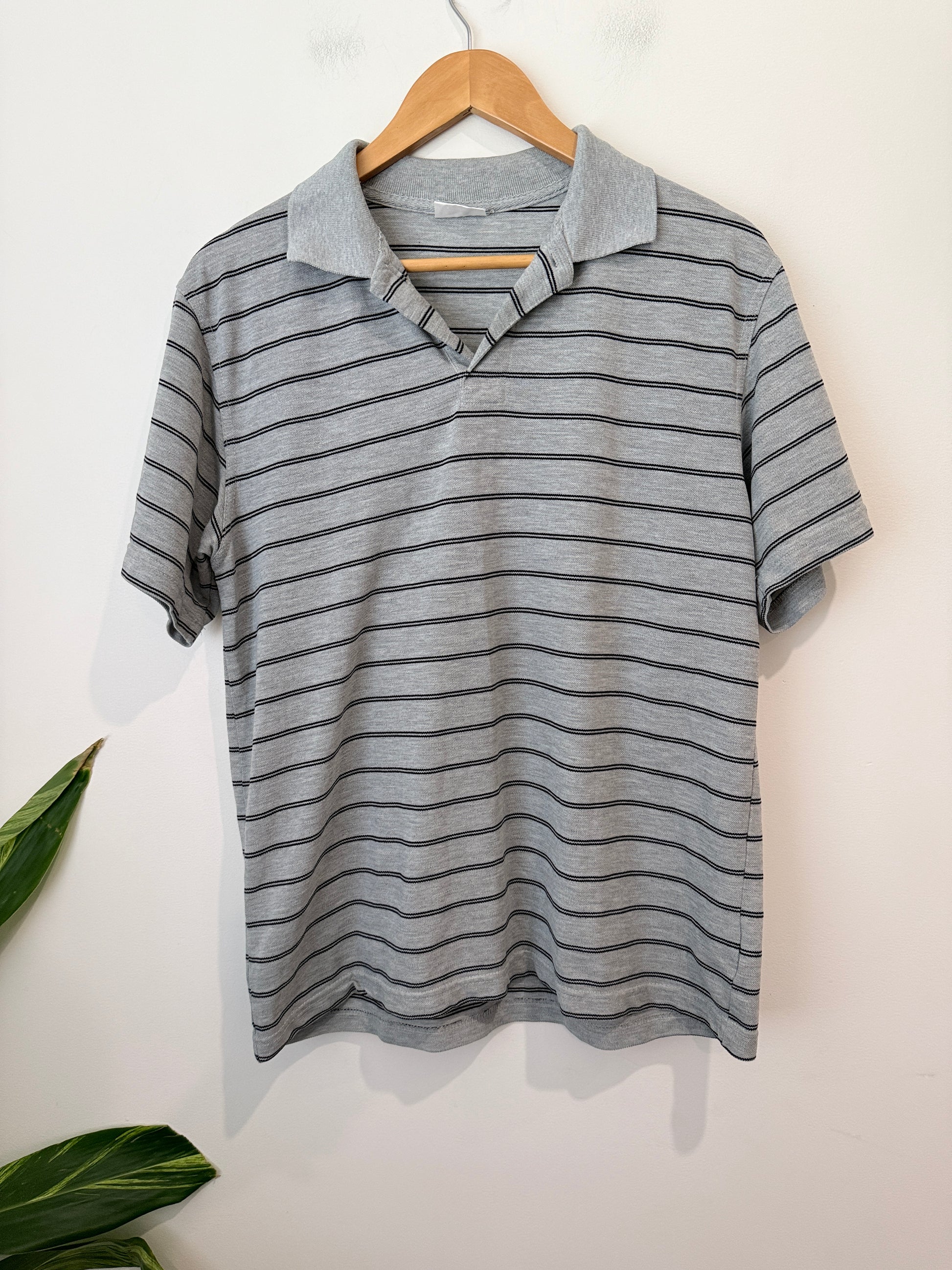 Brand Unknown Striped Polo Shirt Size M