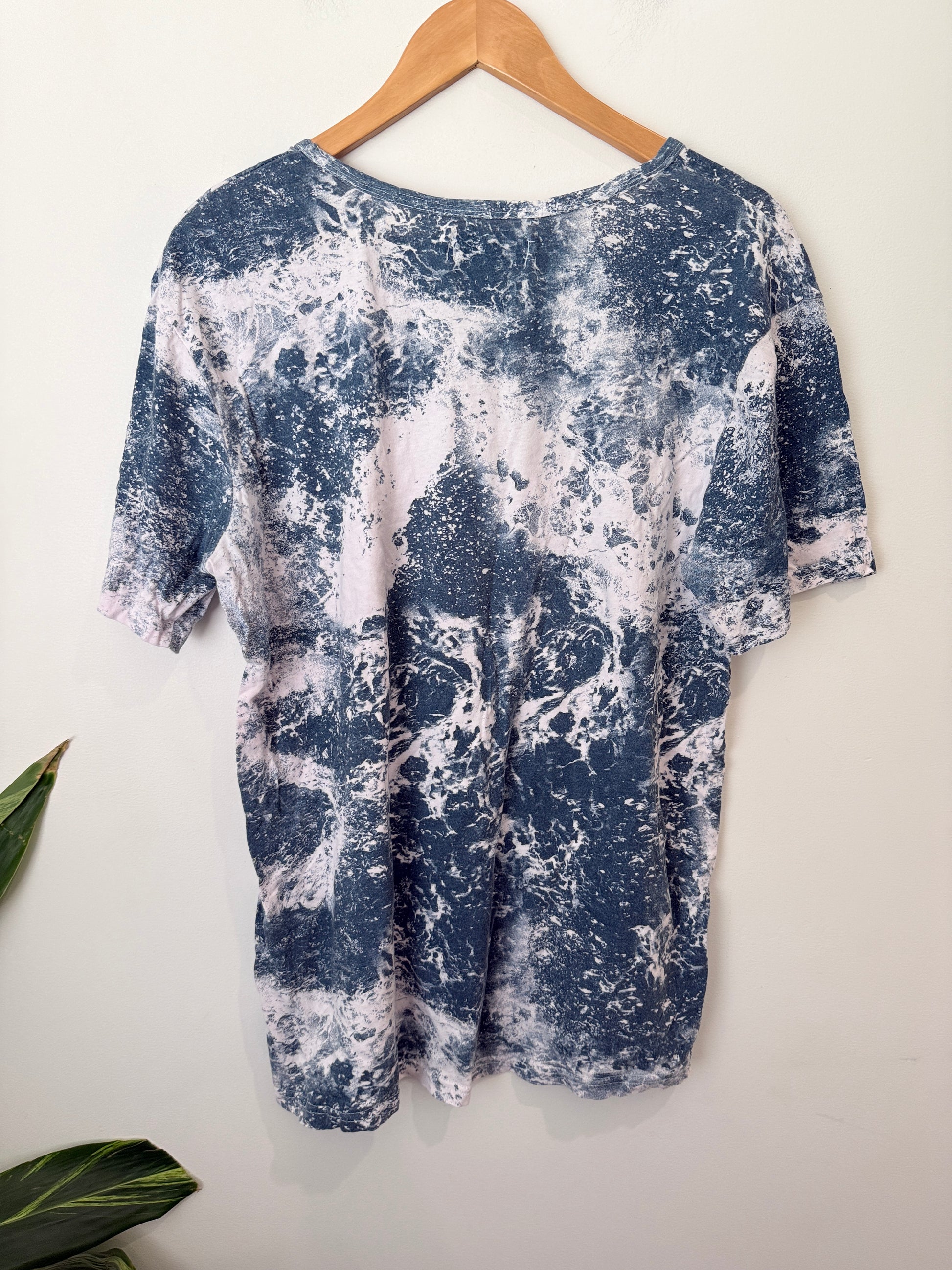 Park Acid Wash T-shirt Size Small