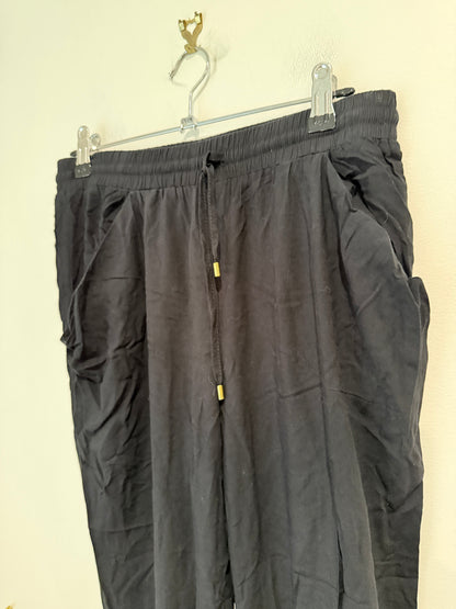 Witchery Harem Pants Size 6