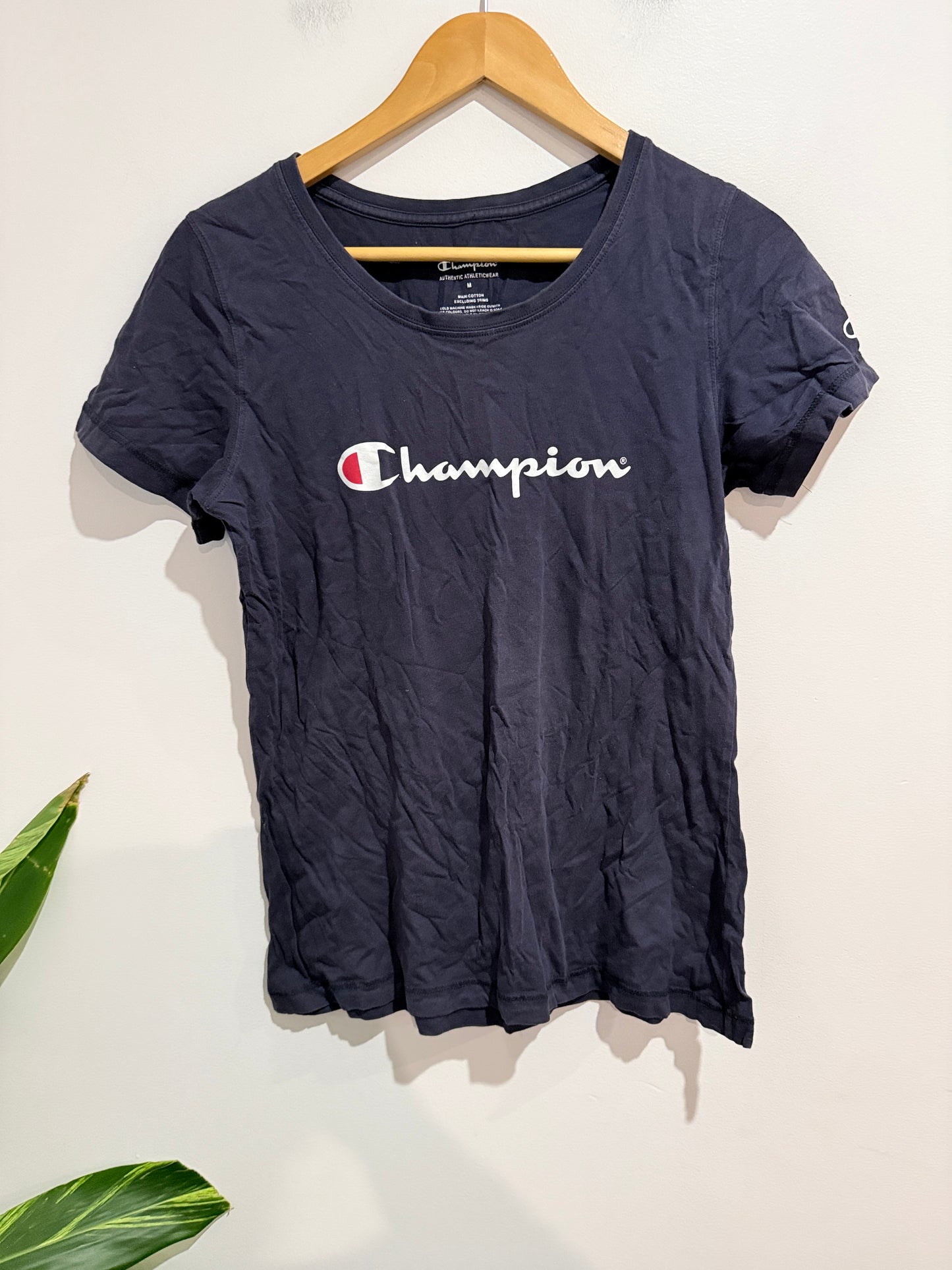 Champion Crewneck T-shirt Size M