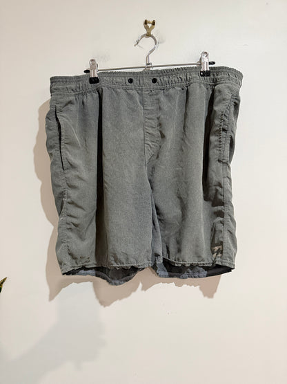 Billabong Casual Shorts Size 34