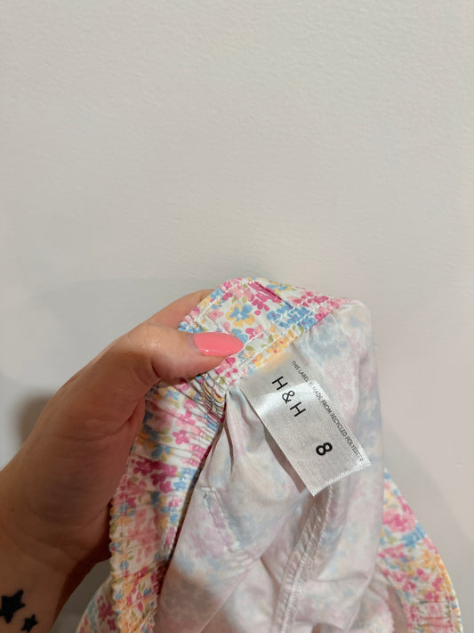 H & H Ditsy Floral Shorts Size 8