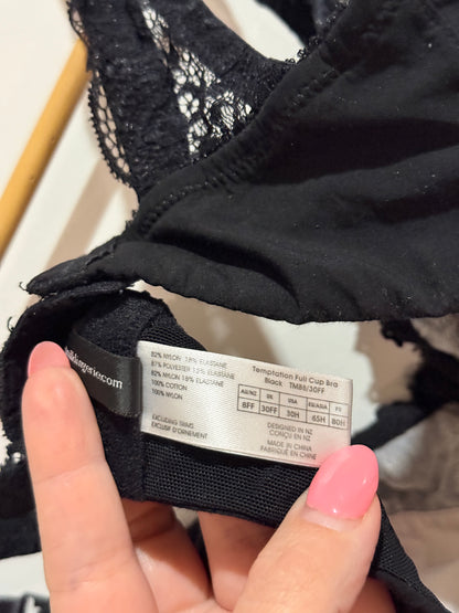 Hotmilk (Designed In NZ) Lace Underwire Bra Size 30FF
