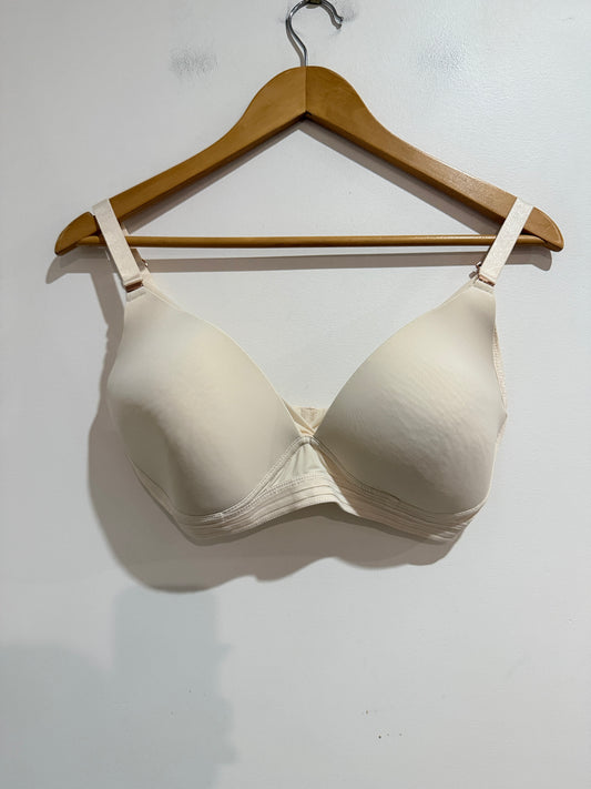 Hotmilk (Designed In NZ) Wireless Bra Size 30FF