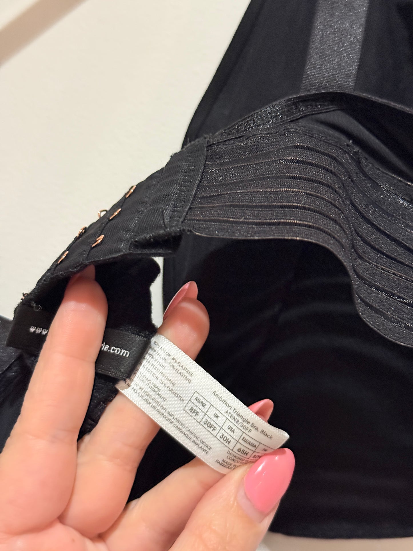 Brand; Hotmilk (Designed In NZ) Seamless Padded Bra Size 30FF
