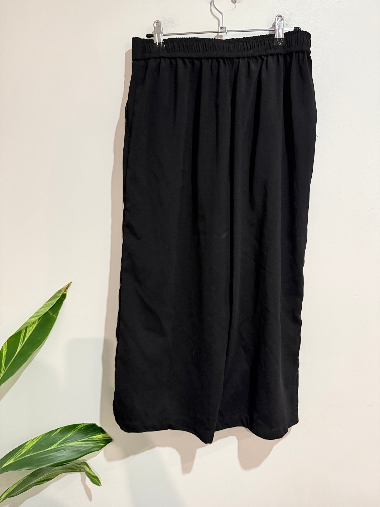 Spirit Cropped Pants Size 12