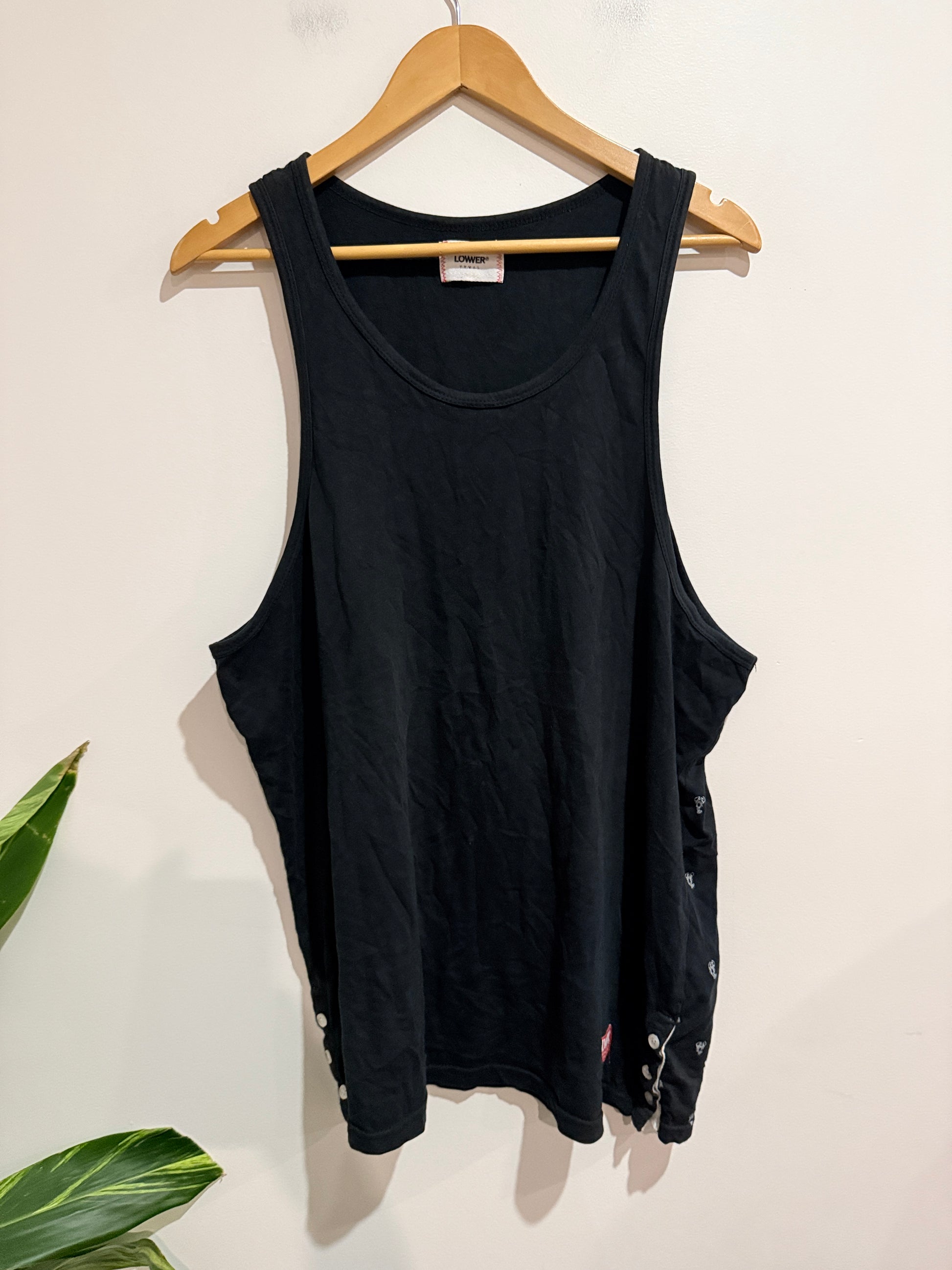 Lower YKWAL Sleeveless Tank Top Size U/Arm to U/Arm 59cm