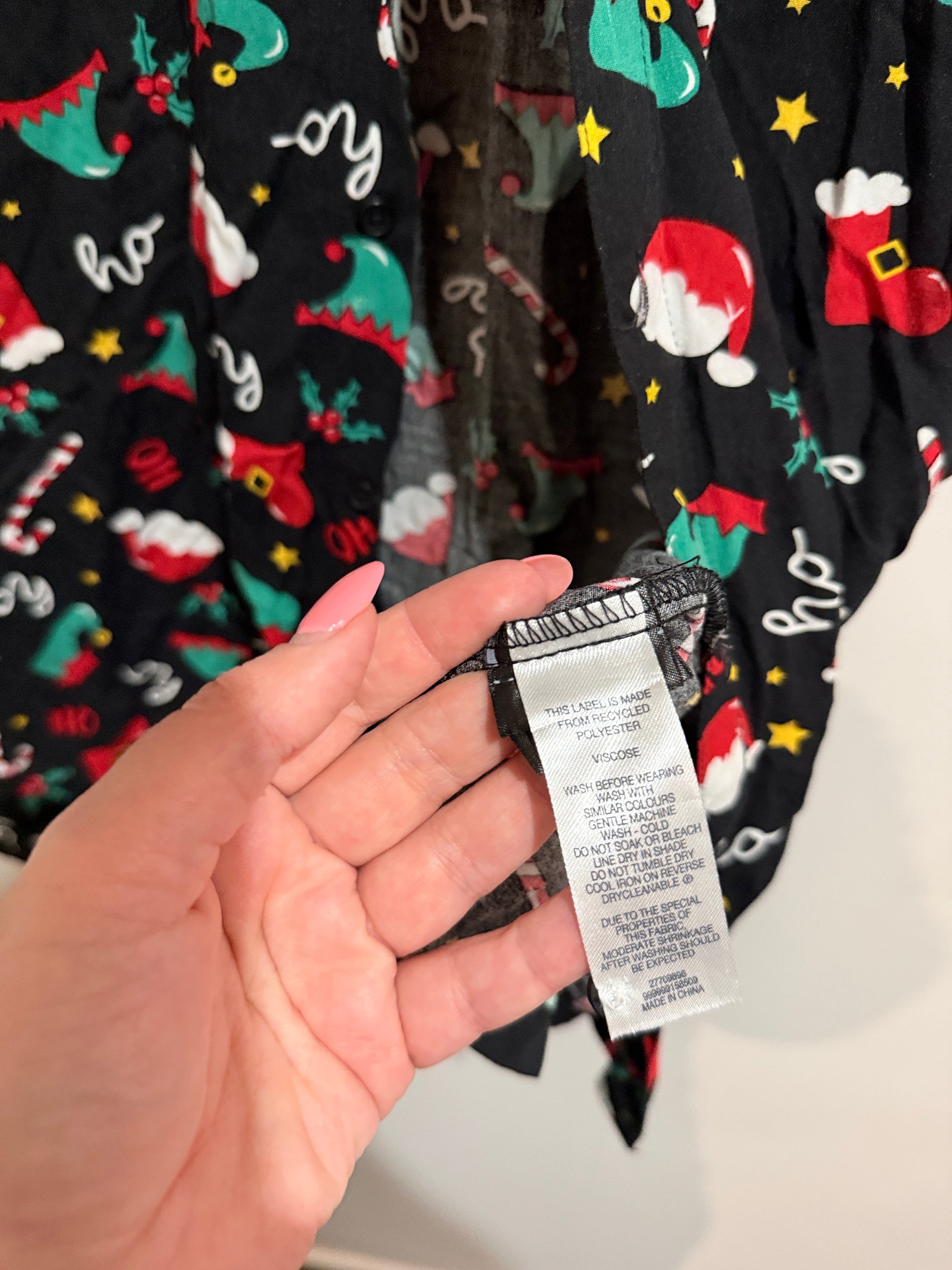 H & H Christmas Button-down Shirt Size 2XL